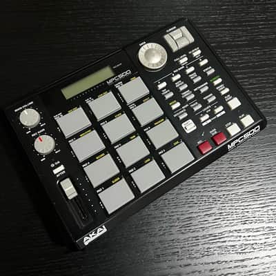 Akai MPC500 Music Production Center 2006 - 2013 - Black