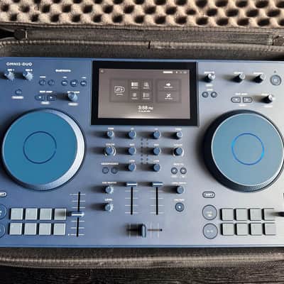 AlphaTheta OMNIS-DUO Portable DJ System – Mint – Magma Case + Decksaver image 3