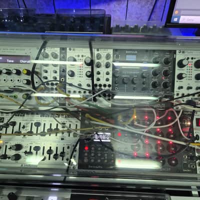Sistema modulare completo eurorack 2021 - Present image 2