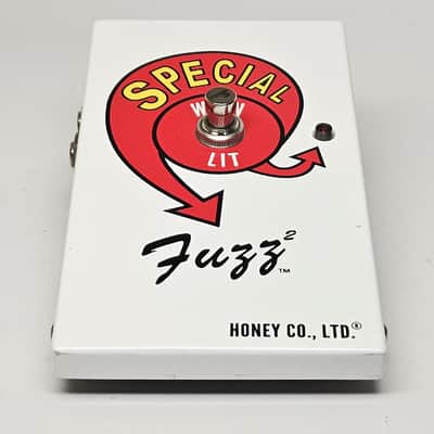 used Shin-Ei Special Fuzz 2 with VERY RARE White Finish! Excellent Condition with Box! image 3