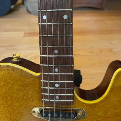 Telecaster with Fender Telecaster Staggered Tuning Machines - Birdseye Maple Telecaster 2000's - gloss image 5