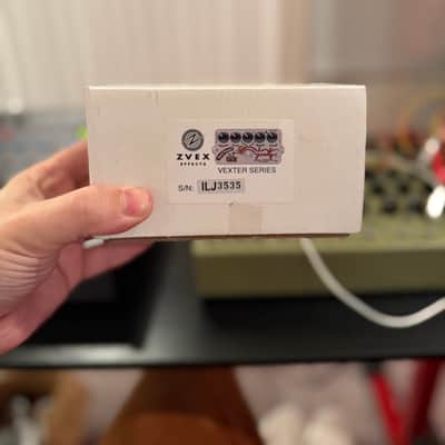 Zvex Vexter Series Instant Lo-Fi Junky Chorus/Vibrato with Graphic image 1