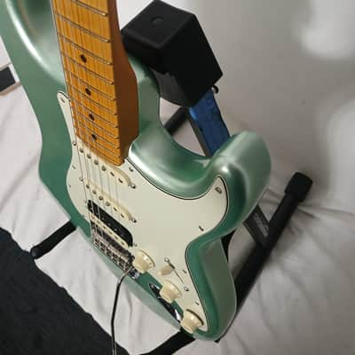 Fender American Professional II Stratocaster HSS with Maple Fretboard 2020 - Present - Mystic Surf Green image 6