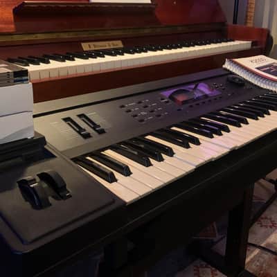 Kurzweil K2000 61-Key Digital Workstation Synthesizer 1990s - Black