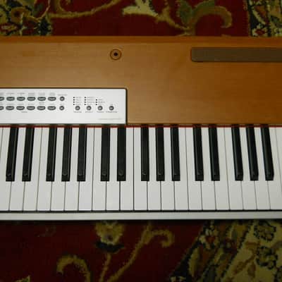 Yamaha P-120 88-key Graded Hammer Effect Digital Piano (Mahogany