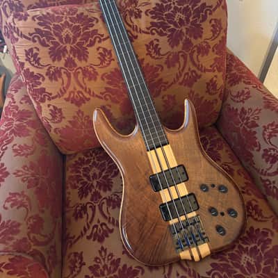 Immagine Ken Smith BT F4 TNV Black Tiger lined fretless Bass Guitar w Hard Case 2008 - 6