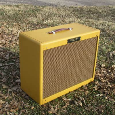 Carl's Custom Amps 2x10  Lacquered Tweed Extension Cabinet  Your Choice of Speakers image 2