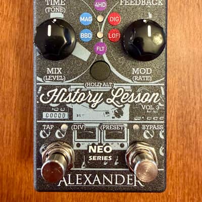 Alexander Pedals NEO Series History Lesson V3 Delay Reverse Color