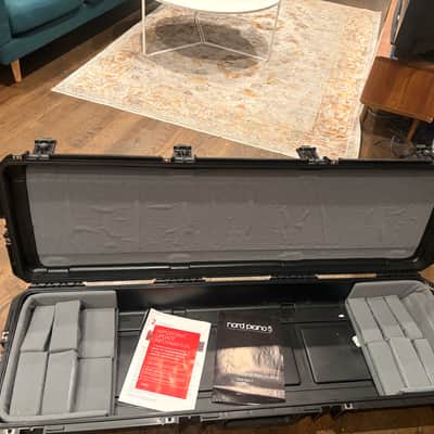 SKB 3I-5014-TKBD iSeries Think Tank 76-Key Narrow Keyboard Case 2019 - 2021 - Black image 4