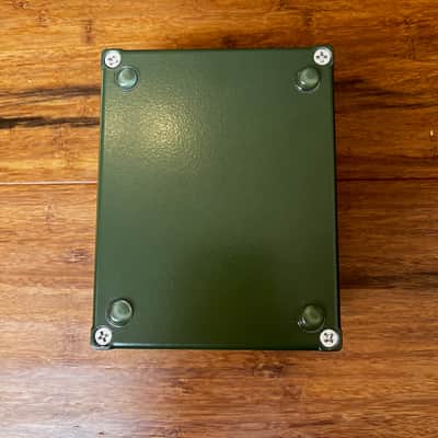 Cunningham Amplifiers Mk1.6 RCA Germanium Fuzz Pedal - Olive Green imagen 7