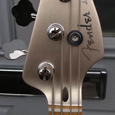 Fender Jazz Bass 75th 'Diamond' Anniversary image 7