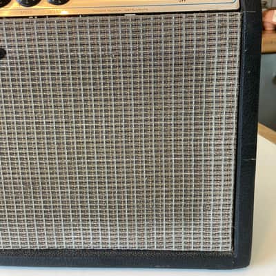 Fender Vibro Champ 6-Watt 1x8" Guitar Combo 1970 - 1980 - Silverface image 5