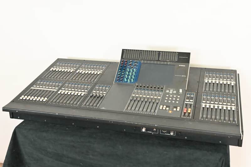 Yamaha M7CL-48 48-Channel Digital Audio Mixing Console CG01MHY *ASK FOR SHIPPING* image 1