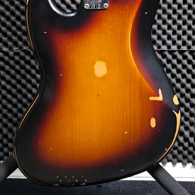 Fender 60th Anniversary Road Worn '60s Jazz Bass 2020 - 3-Tone Sunburst image 6