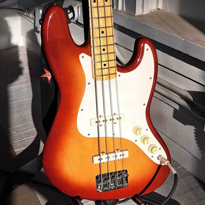 All Original Vintage Fullerton Era 4-bolt 1983 / 1984 Fender American Standard Jazz Bass, Dan Smith, AVRI, Sienna Burst Ash, OHSC image 1
