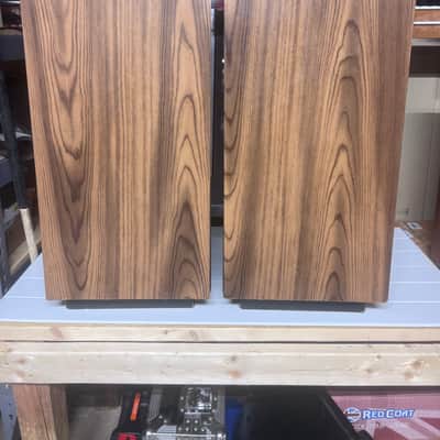 Pair Of Cerwin Vega DX-7 Speakers. 255 Watts, 4 Ohms. 34 Hz-20K Hz. image 13