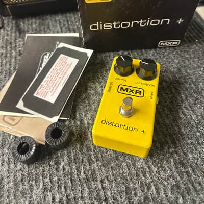 MXR M104 Distortion + | Reverb