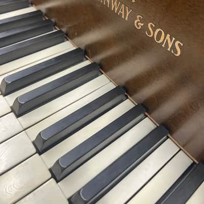 Steinway & Sons Model M – 5'7" Mahogany Grand Piano – Beautiful Tone – Exceptional Value image 4