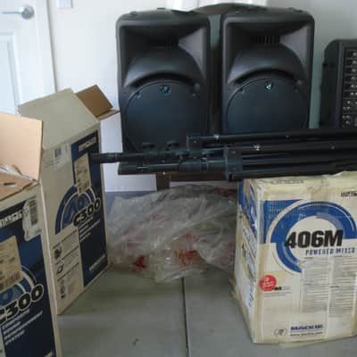 Mackie 406M Powered Mixer+C300 Speakers & Owner's Manuals--Mint Condition! image 23