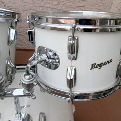 Rogers Vintage Londoner Drum Set Fullerton  White Swivomatic Script 22,12,13,16 READ image 4