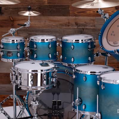 MAPEX SATURN EVOLUTION MAPLE / WALNUT 7 PIECE DRUM KIT, EXOTIC AZURE BURST, SPECIAL SIZES image 11