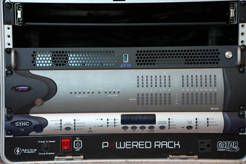 Avid HD I/O 16 DIGITAL I/O x 16 ANALOG OUT image 1