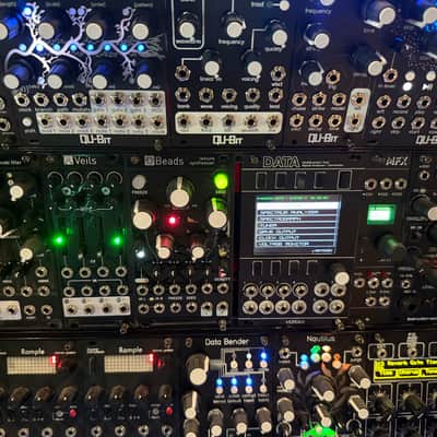 Immagine Modular Masterpiece 10 Years in the Making [48 Modules, Custom Case, Cables, Power, Keystep Pro...] - 6