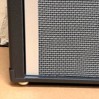 Peavey Rage 258 25-Watt 1x8" Guitar Combo Amp image 9