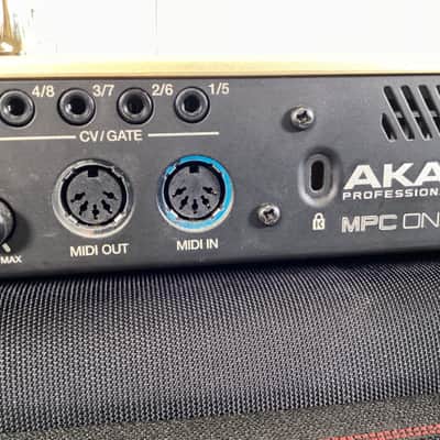 Akai MPC One Standalone MIDI Sequencer Gold Edition image 6