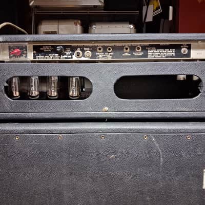 Fender Bassman 135 con pantalla Fender Dual Showman Rev D130 Años 70 image 13