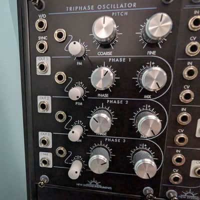 New Systems Instruments Triphase Oscillator image 1