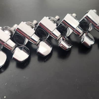 Fender Schaller 2 pin Tuners 90s - Chrome image 1