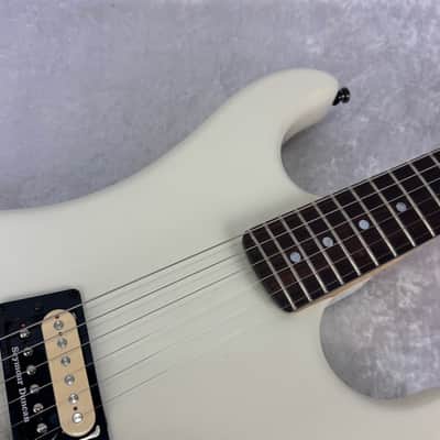 Kramer Baretta (original mid 80's neck, more recent body) guitar in aged white image 11
