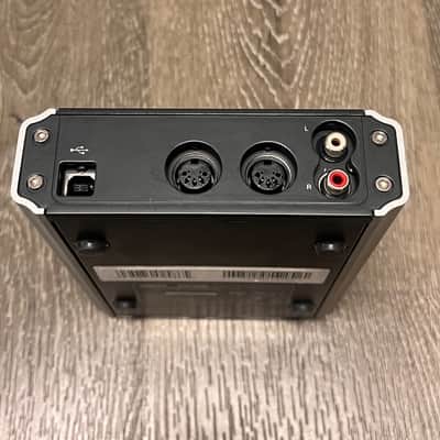 TASCAM US-122MK II USB 2.0 Audio MIDI Interface image 4