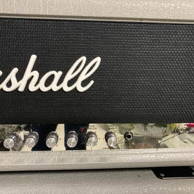 Marshall Silver Jubilee 2555X Reissue 2-Channel 100-Watt Guitar Amp Head image 3