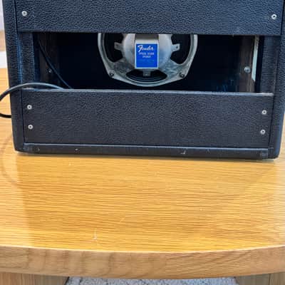 Fender Vibro Champ 6-Watt 1x8" Guitar Combo 1964 - 1967 - Black Panel image 5