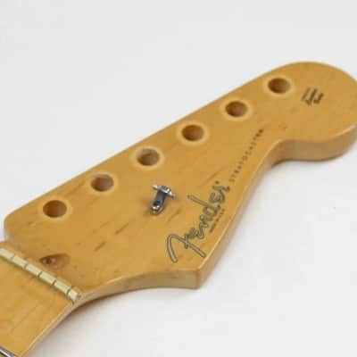 2002 Vintage Fender Stratocaster American Standard Maple Neck USA image 7