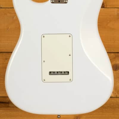 Fender Juanes Signature Stratocaster - Maple - Luna White image 2