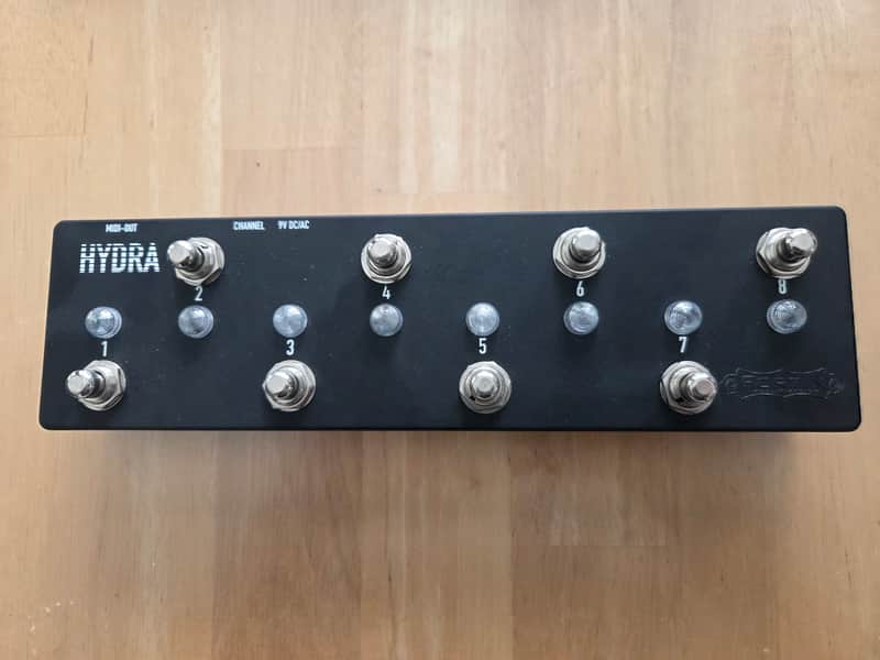 Fortin Amplification Hydra 8-Button MIDI Footswitch 2018 - 2019 - Black image 1