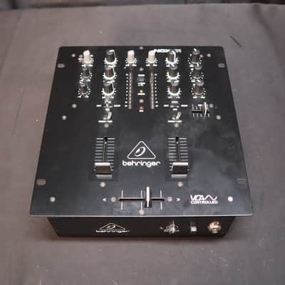 Behringer NOX101 2-Channel DJ Mixer VCA 2010s - Standard image 2