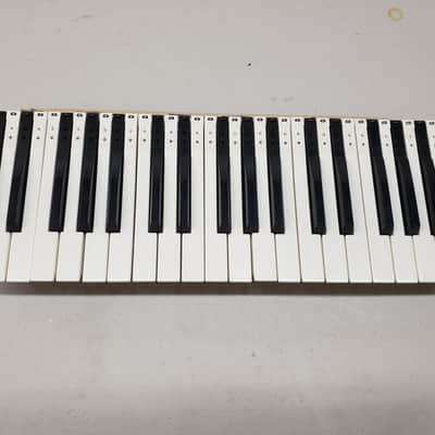 Sequential Circuits Pro One Keybed for parts or repair