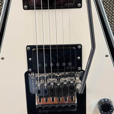Epiphone Richie Faulkner Signature Flying V Custom 2017 - 2019 - Ebony image 3