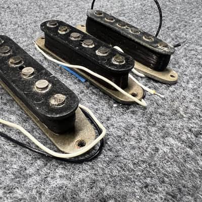 1976 Fender Stratocaster Pickups - Grey bottom image 8
