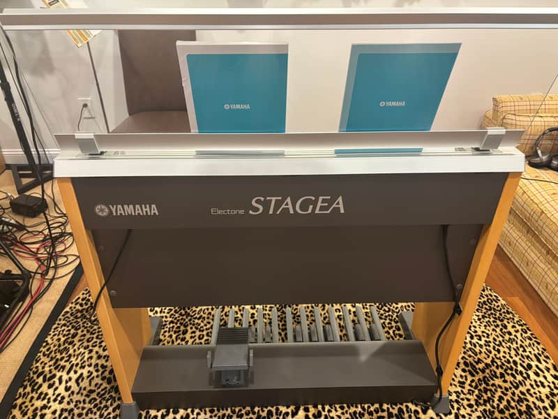 Yamaha Electone Stagea ELB-01 Mid-2000 - Great image 1