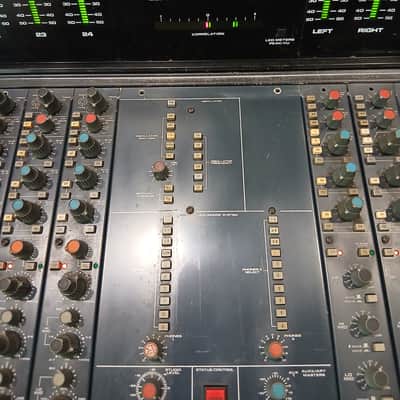 Immagine Soundcraft TS 24 - 40 channels analogue mixing consolle - 6