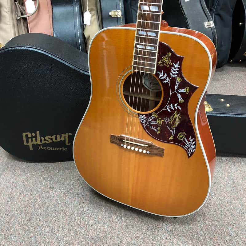 Gibson Hummingbird Heritage 2013 - Cherryburst w/ Original Hardcase