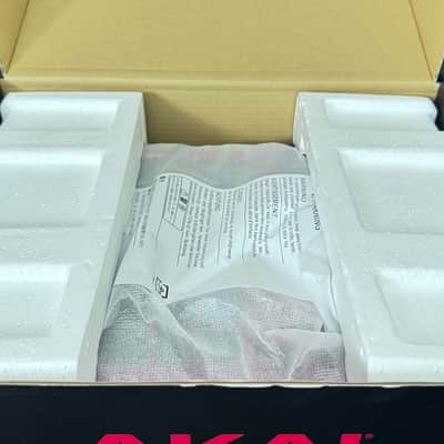 Akai MPC One + Standalone MIDI Sequencer 2023 - Present - Red Bild 3