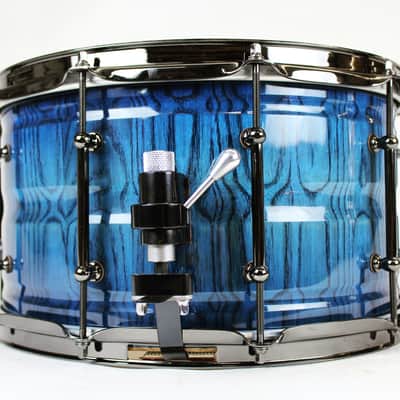 HHG Drums 14x7 Contoured White Ash Stave Snare Drum, Electric To Deep Navy Blue Burst High Gloss image 4