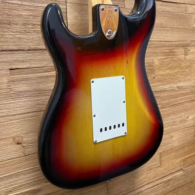 Fender Vintage Stratocaster Guitar -Maple Fretboard 1976- Sunburst- 10lbs w/non original pups + case image 13