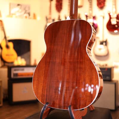 Martin 000E Retro Plus Series Acoustic-Electric Guitar Natural Spruce/Granadillo 1944 image 11